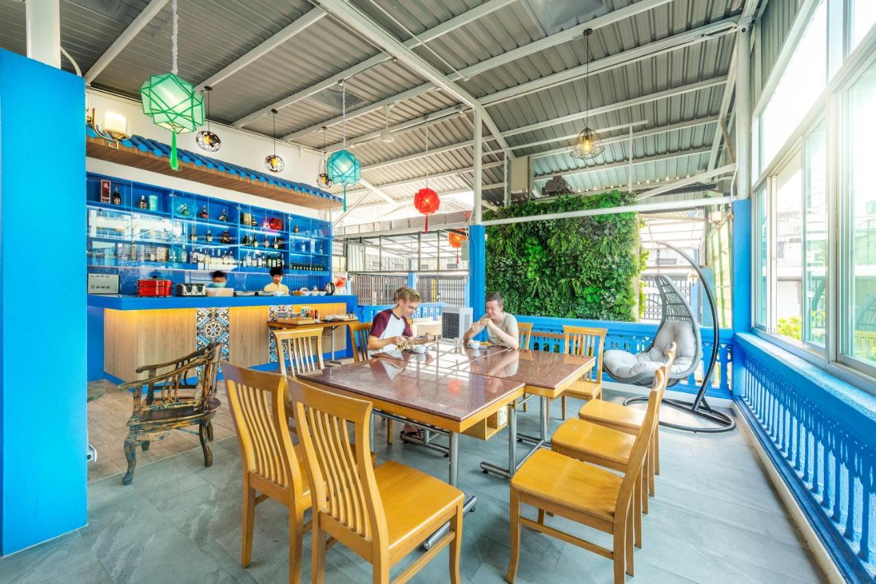 Ama Hostel Bangkok Buitenkant foto