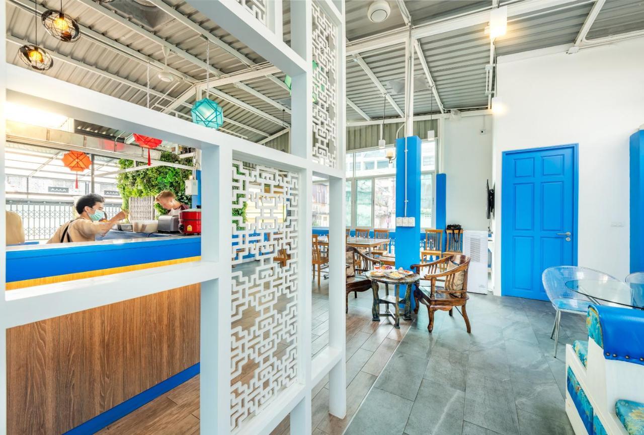 Ama Hostel Bangkok Buitenkant foto